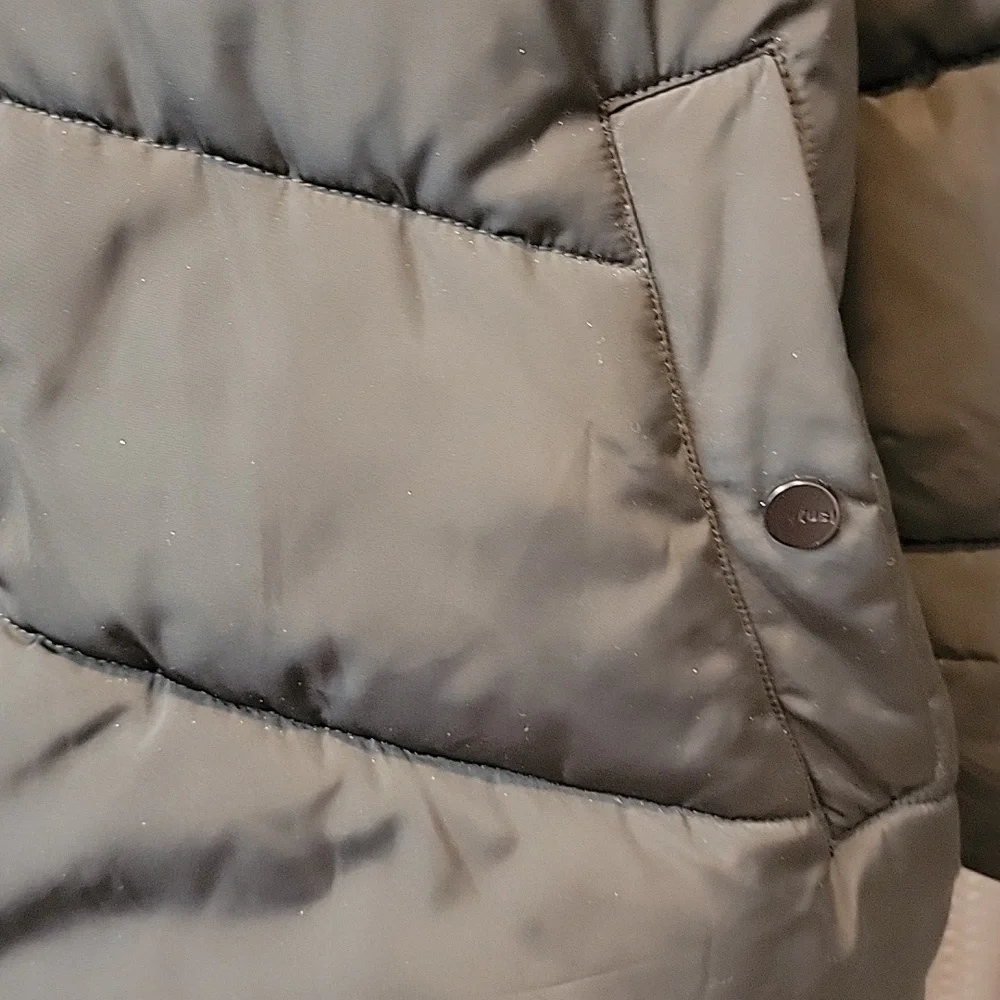 Universal Standard Asymmetrical Puffer Coat Size Universal Stand  M / Regular 2X - Picture 5 of 7